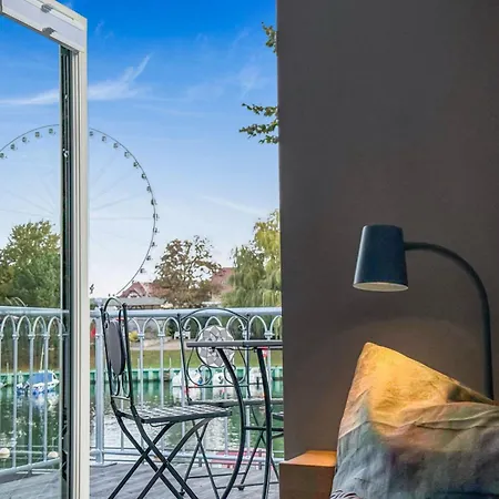 Haus Larus - Direkt Am Alten Strom Ferienhaus Rostock