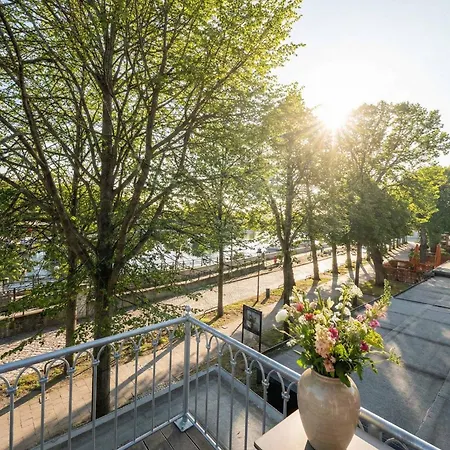 Haus Larus - Direkt Am Alten Strom Ferienhaus Rostock
